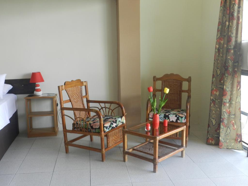 El Cauchero Hotel Iquitos Luaran gambar